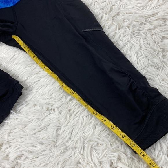 🔥$SALE$🔥 Lululemon Crop Leggings w Side pockets - Picture 7 of 7